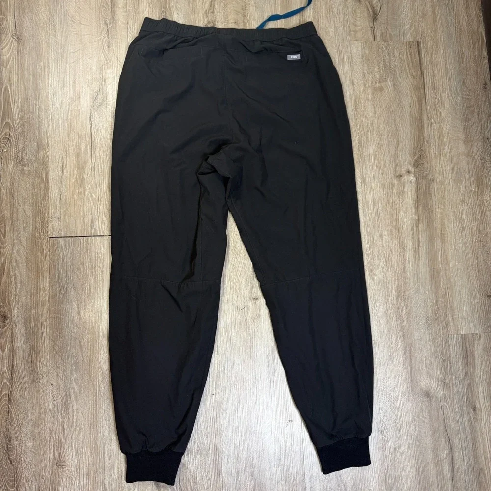 FIGS Tansen Freex Lined Joggers Black Mens L Scrub Uniform Work Medical Pockets
